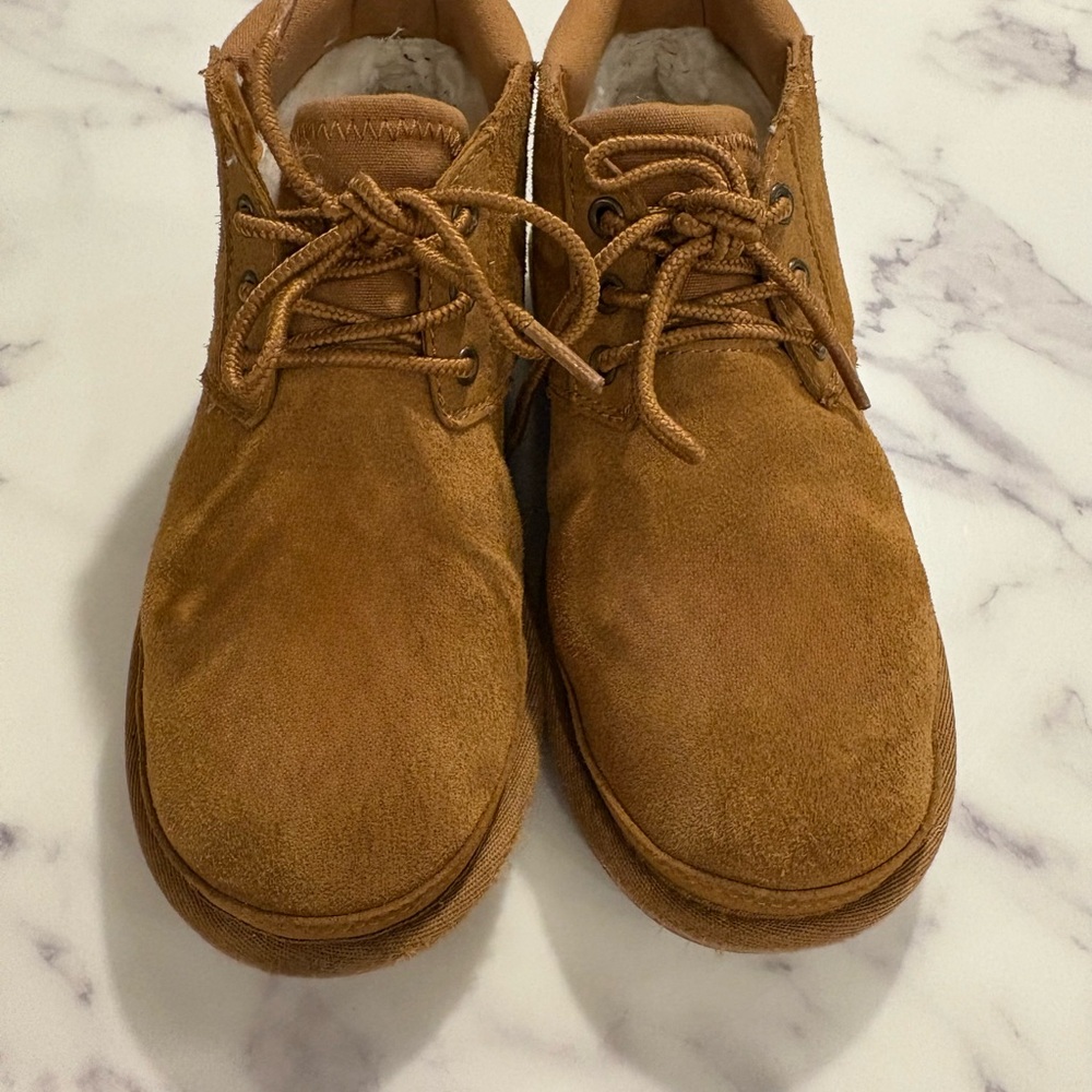 Koolaburra by UGGS kids - Advay - Tan Suede Boots